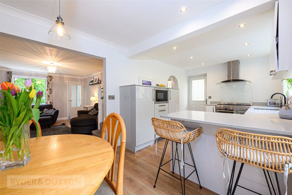 Property photo 3 of 21 Kitchen Diner