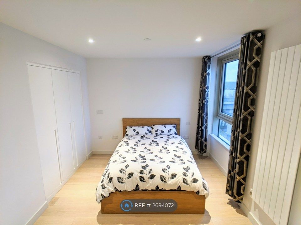 Property photo 2 of 8