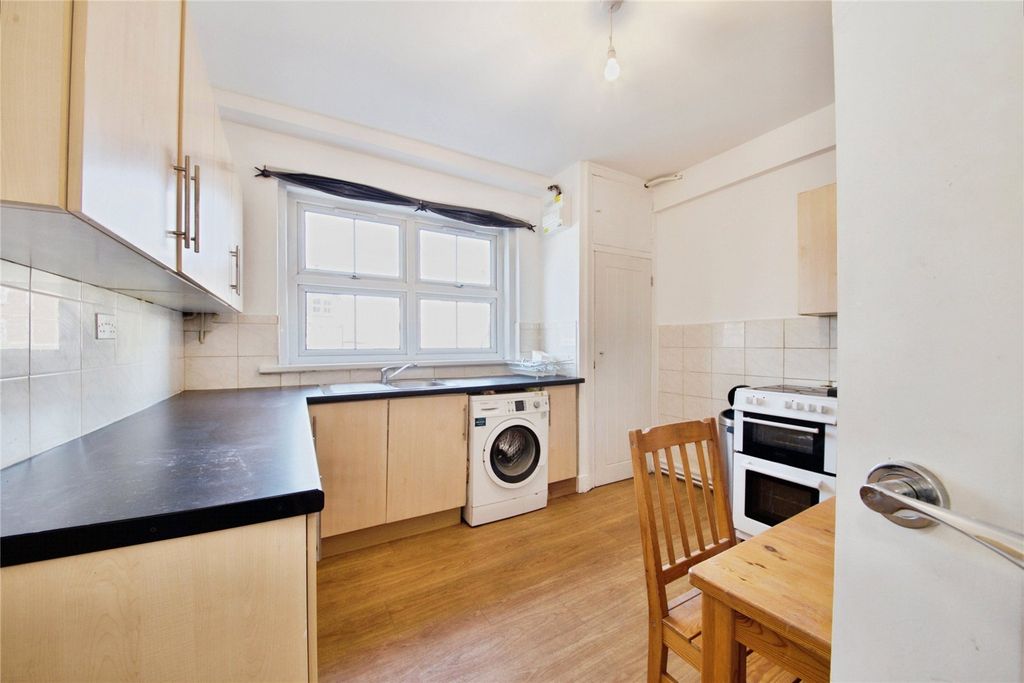 Property photo 1 of 19 Kitchen