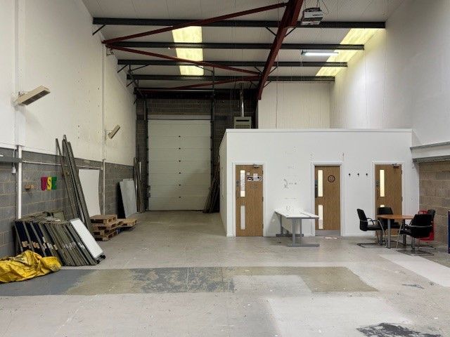 Property photo 2 of 6 Photo 6