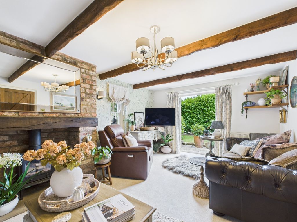 Property photo 2 of 50 4408625