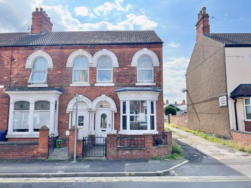 Property photo 1 of 10 Front (First Floor)