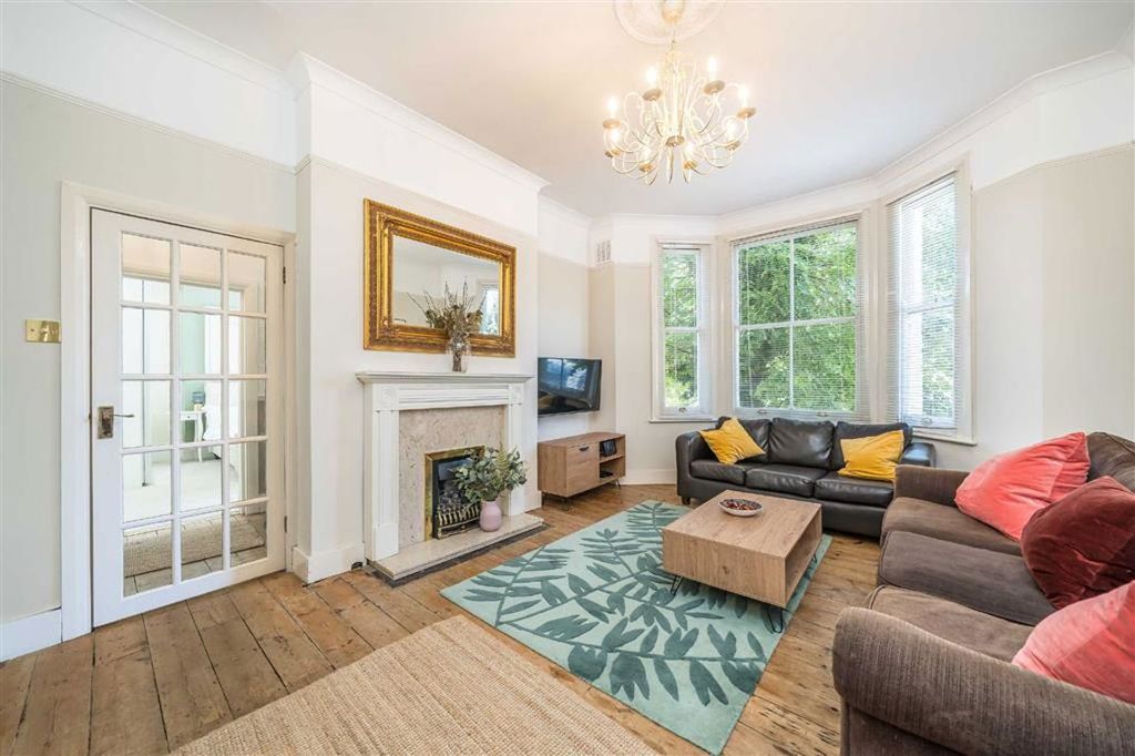 Property photo 2 of 5