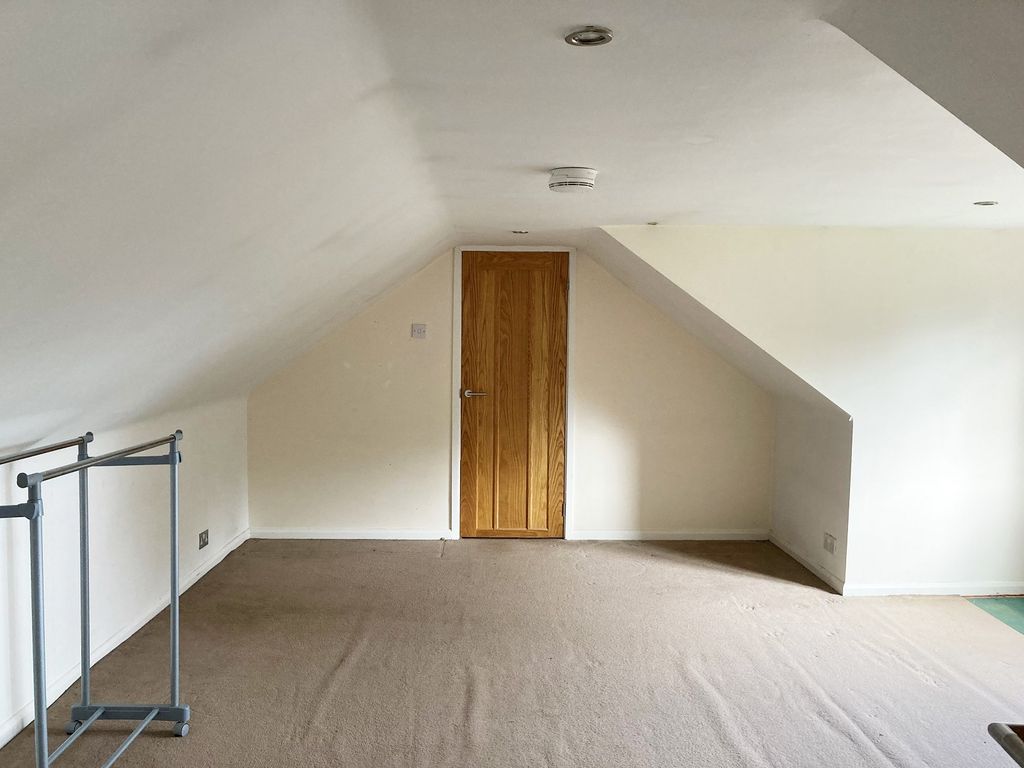 Property photo 3 of 8 Not Specified