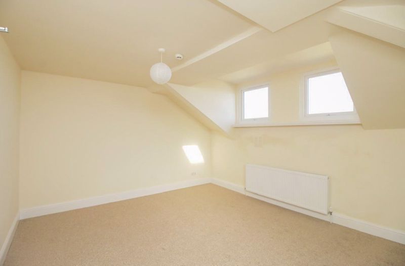 Property photo 3 of 15 Flat 4, 57 Bucks