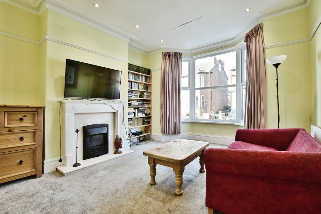 Property photo 2 of 29 Pbox-Img.Jpg