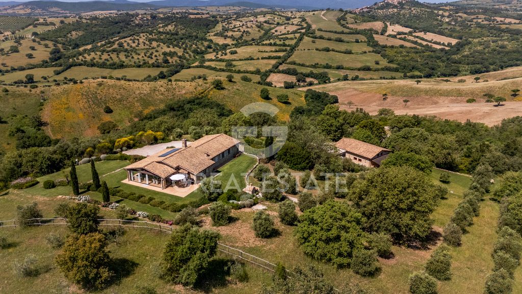 Property photo 3 of 112