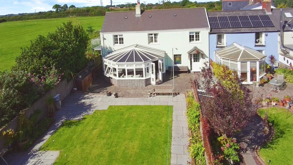 Property photo 1 of 20