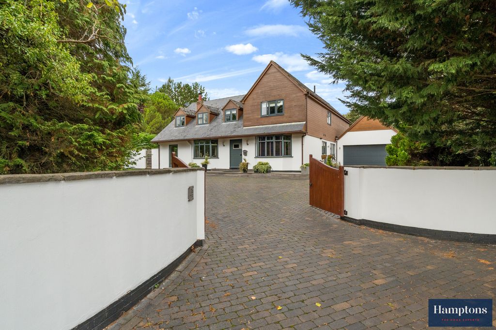 Property photo 1 of 25