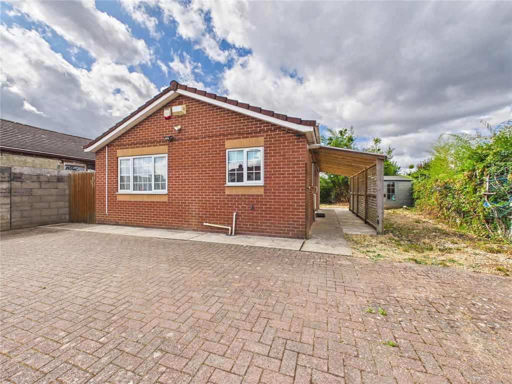 Property photo 1 of 14 Picture No. 13