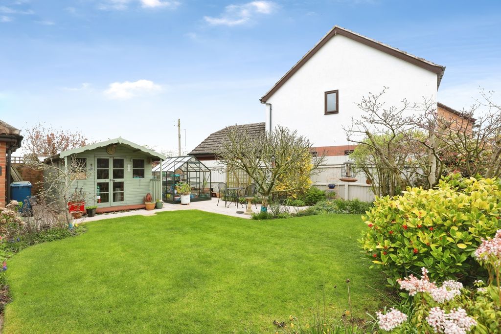 Property photo 3 of 20 Rear Garden