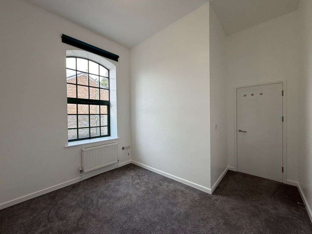 Property photo 3 of 10 Photo 3