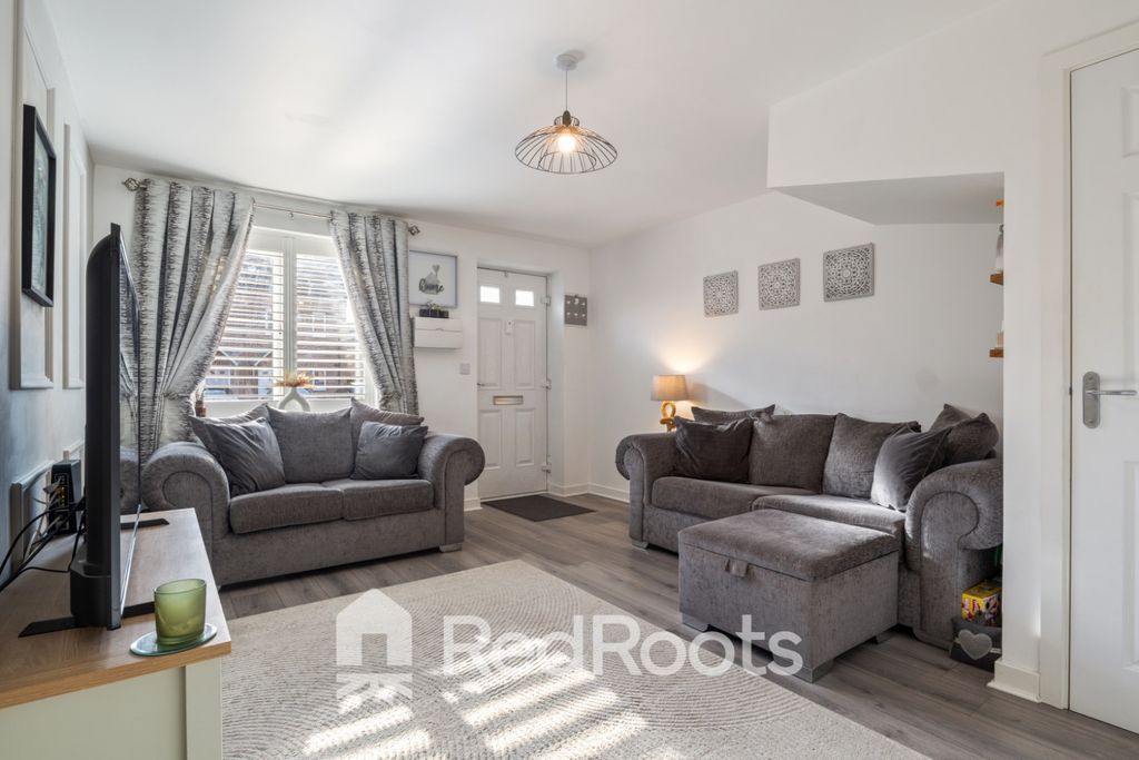Property photo 2 of 21 4417964