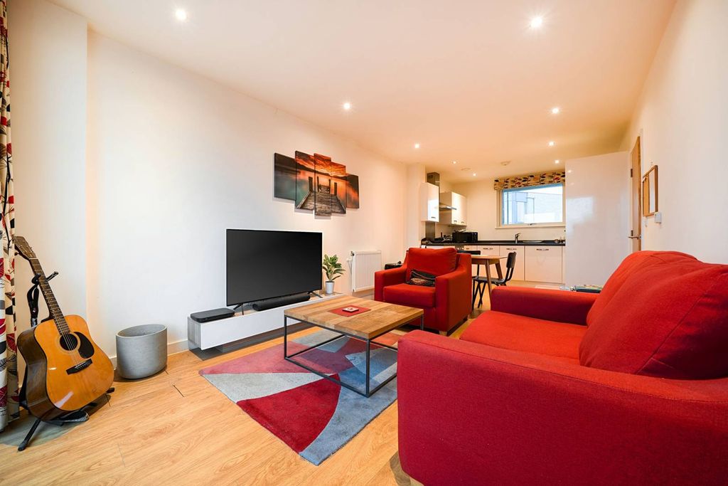 Property photo 2 of 16