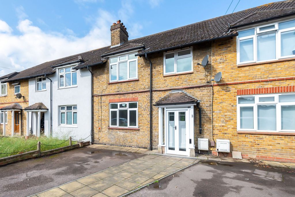 Property photo 2 of 13