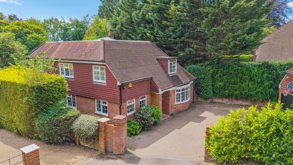 Property photo 1 of 18