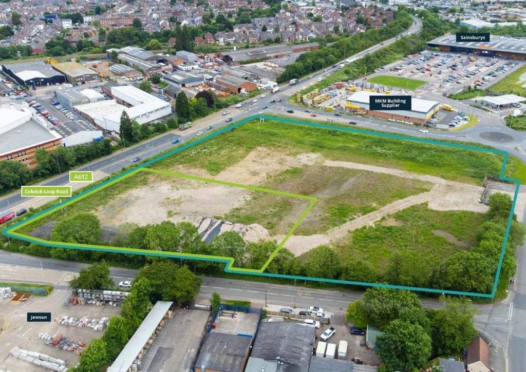 Property photo 1 of 2