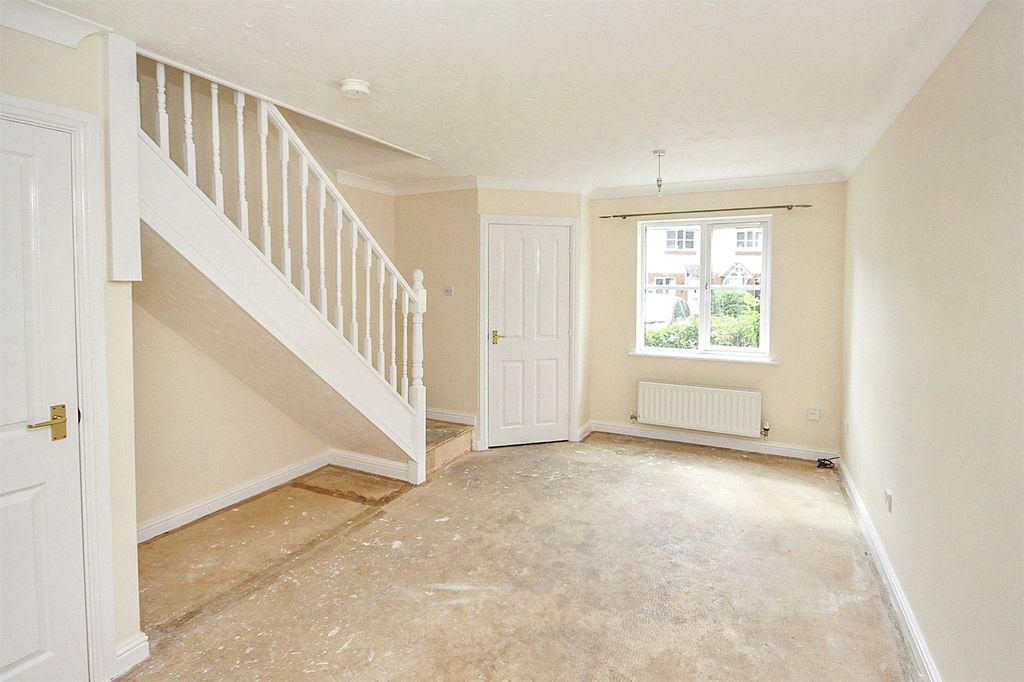 Property photo 2 of 8 Picture No. 25