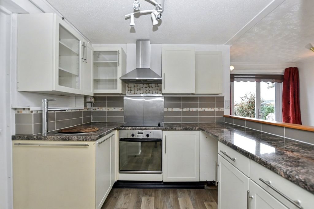 Property photo 3 of 17 Picture No. 14