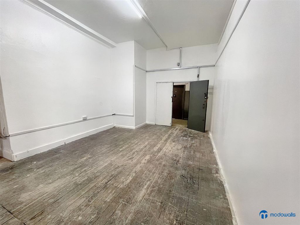 Property photo 2 of 9 1B_Darnleyrd_Unit21 (2).Jpg