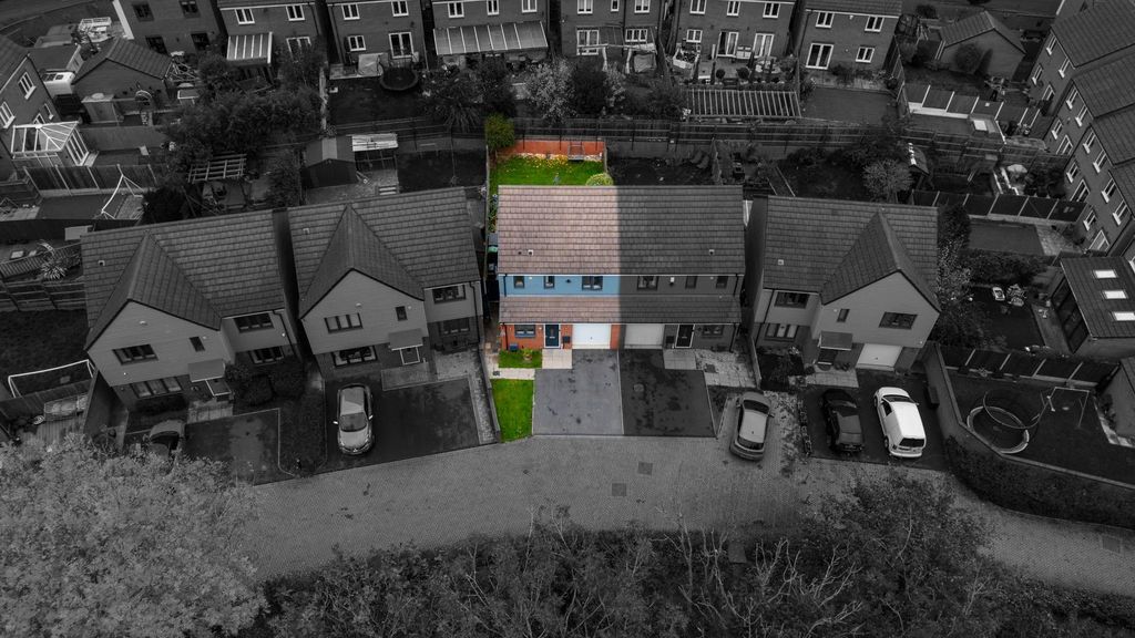 Property photo 1 of 26