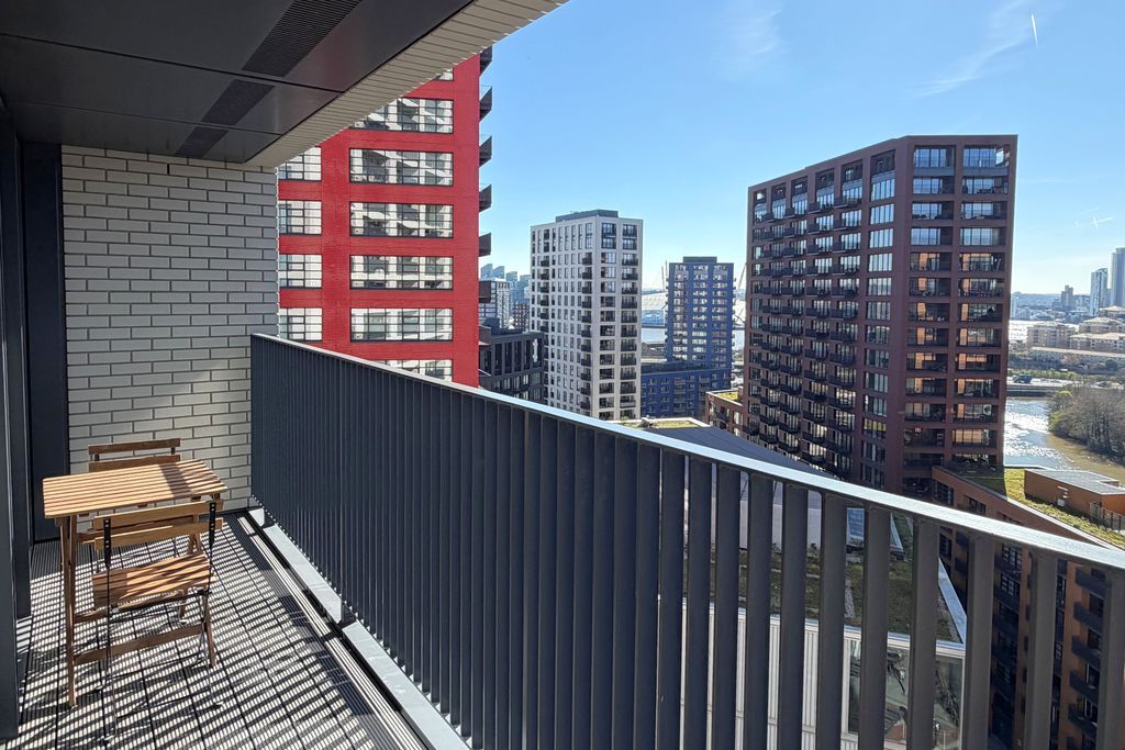 Property photo 2 of 13 Photo 13