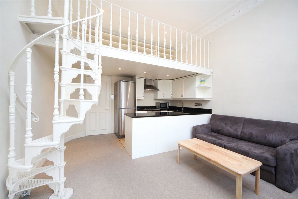 Property photo 2 of 4 Picture No. 03