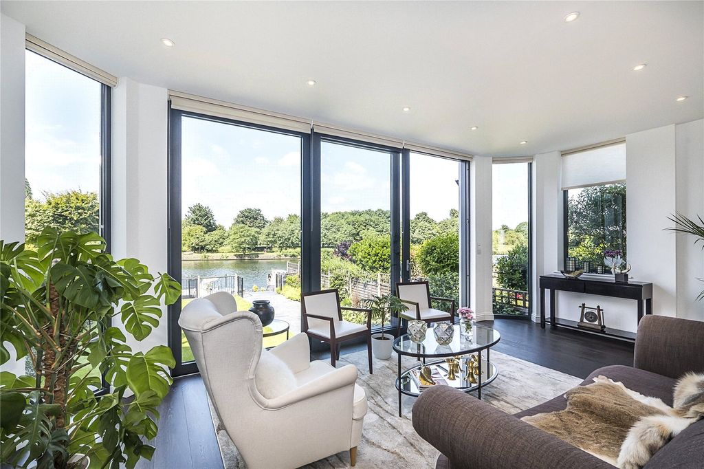 Property photo 1 of 18 Picture No. 06