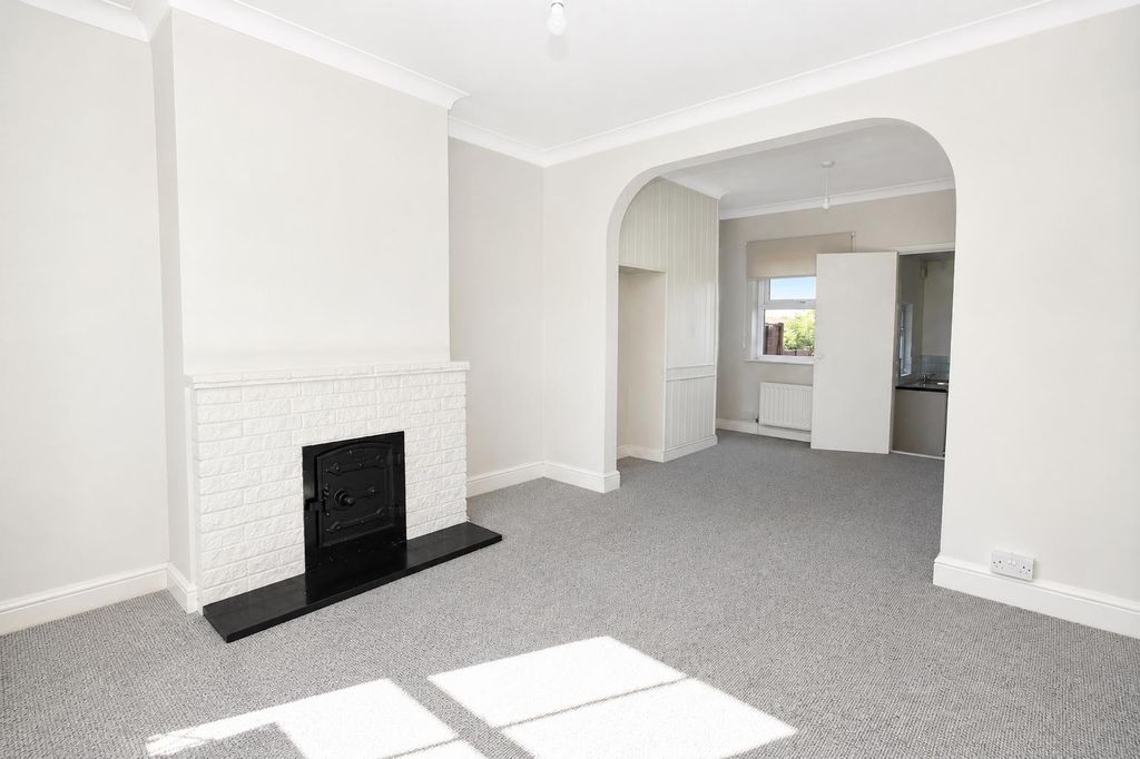 Property photo 3 of 11 7Cb98A5c-B707-48B3-8Be4-c80683c8Dd41.Png