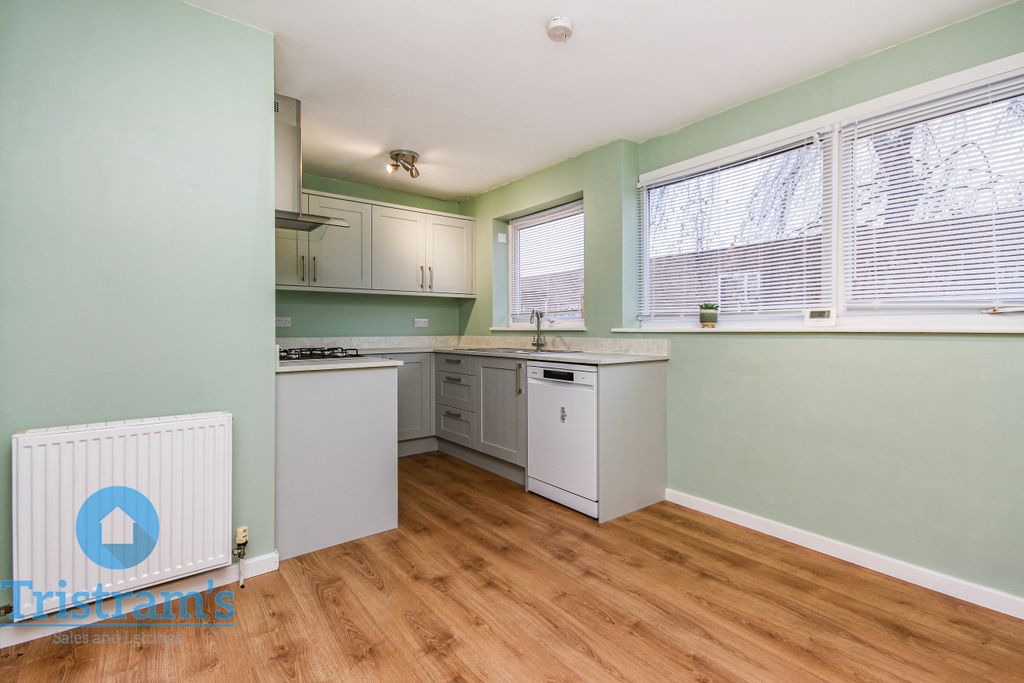 Property photo 3 of 12 Img_9314