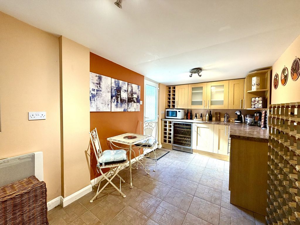 Property photo 3 of 15 Not Specified