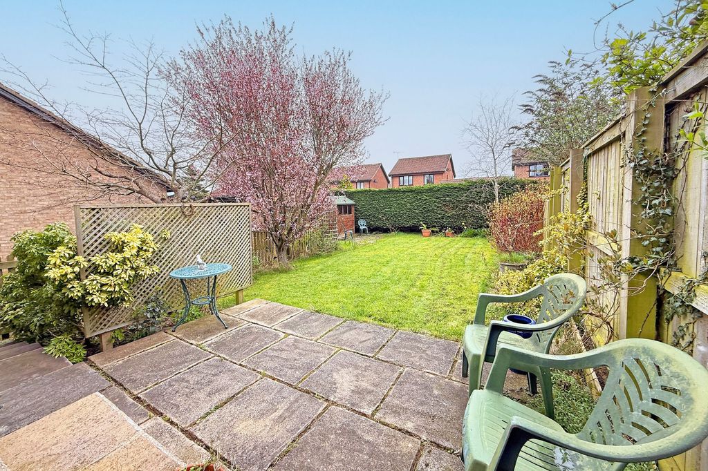 Property photo 2 of 11