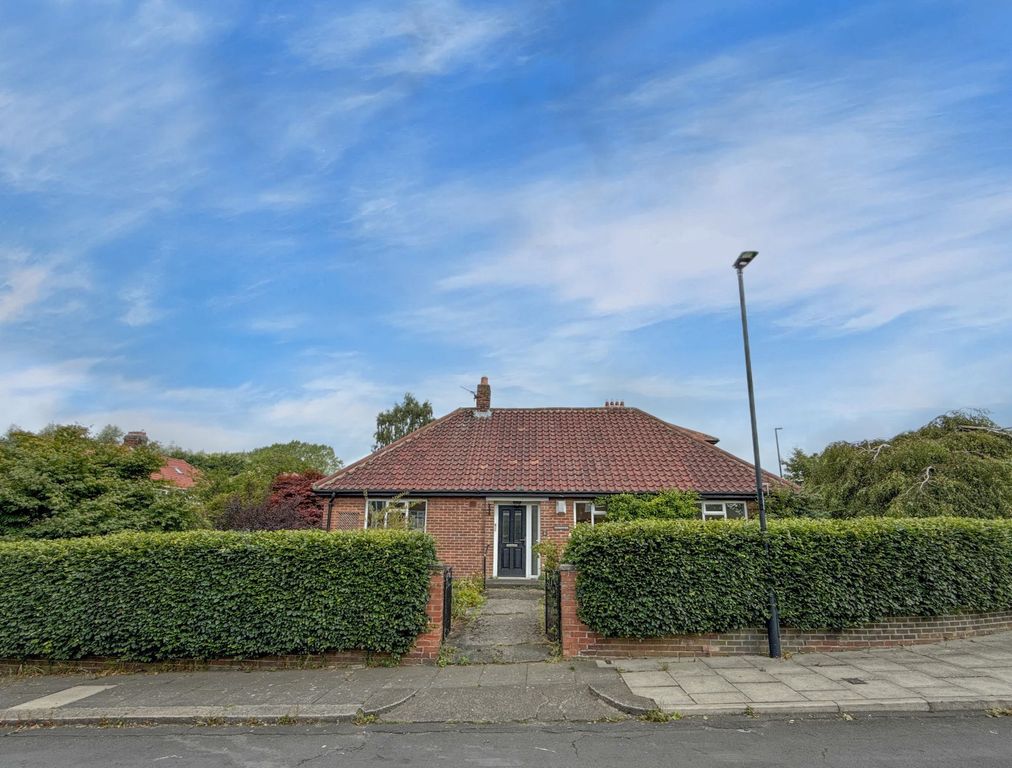 Property photo 1 of 12 External