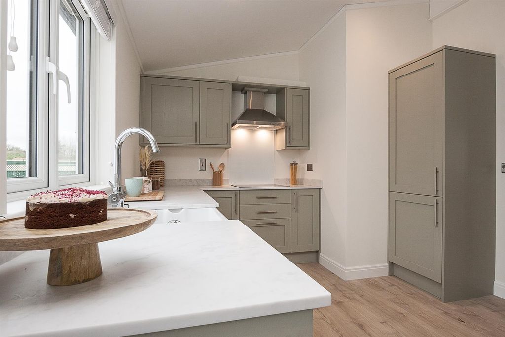 Property photo 3 of 7 Harbor-2.Jpg