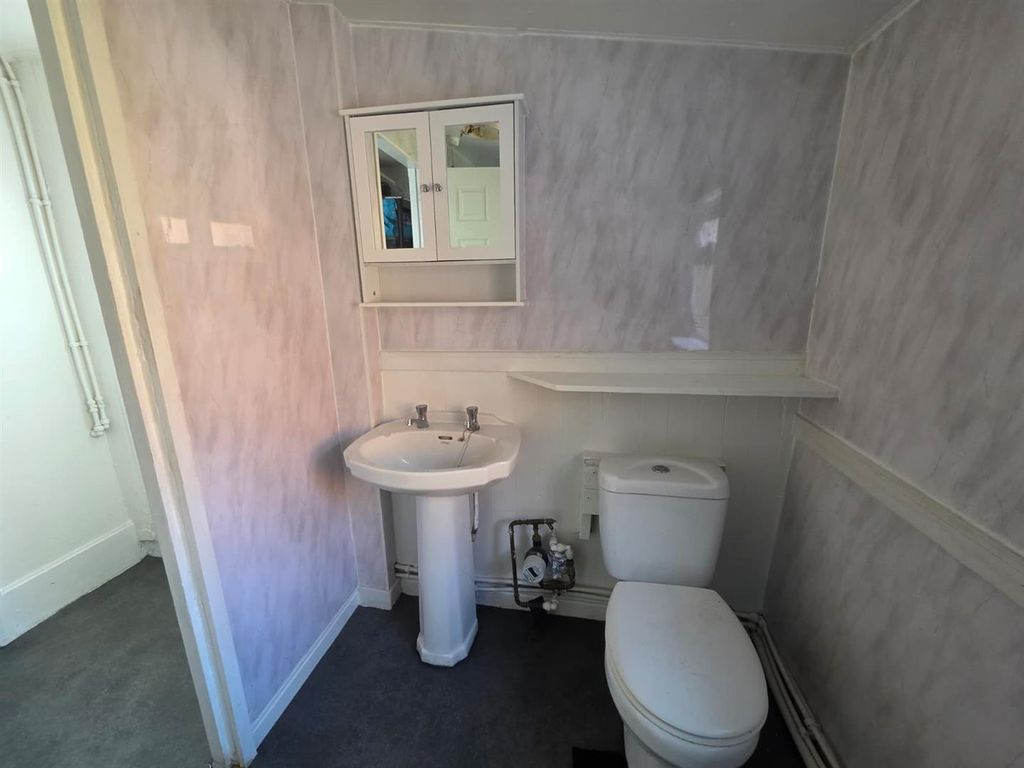 Property photo 2 of 15 10.Jpeg