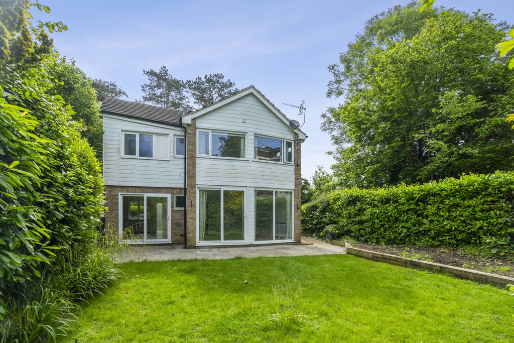 Property photo 1 of 10