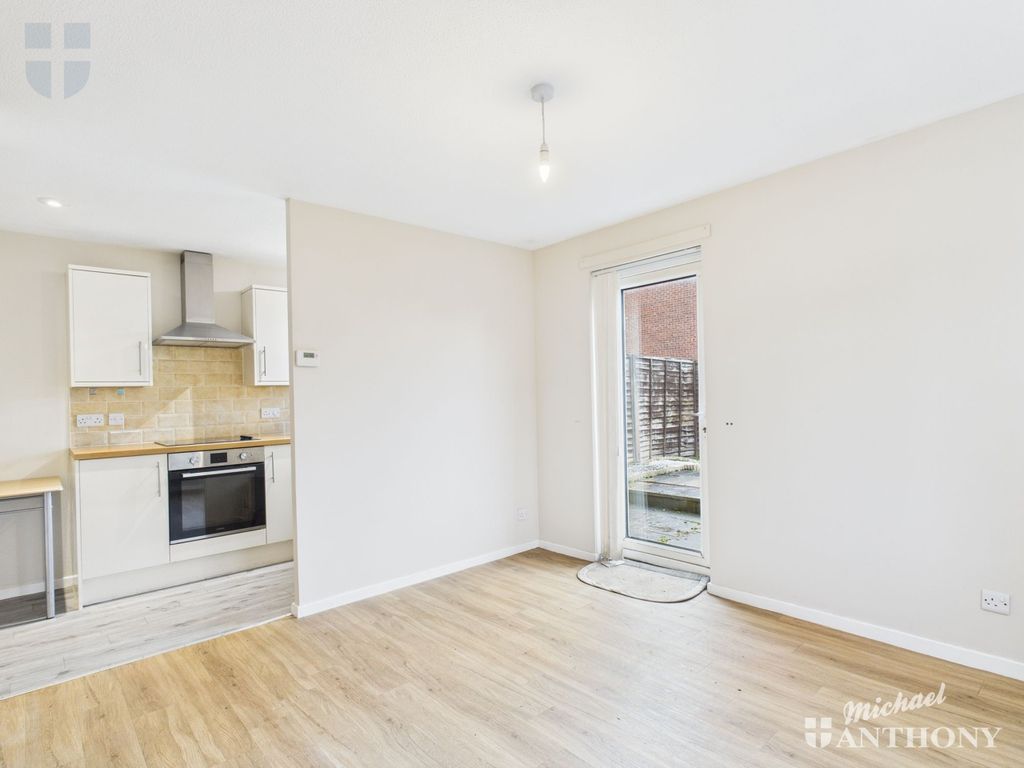 Property photo 2 of 9 cd6201A5895F4E47bbc2232F952E3955_80_Cam03218G0-Pr0872-Still002