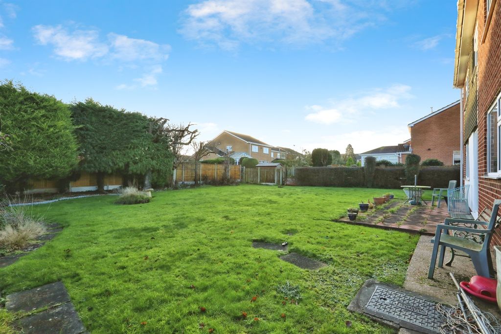 Property photo 3 of 18