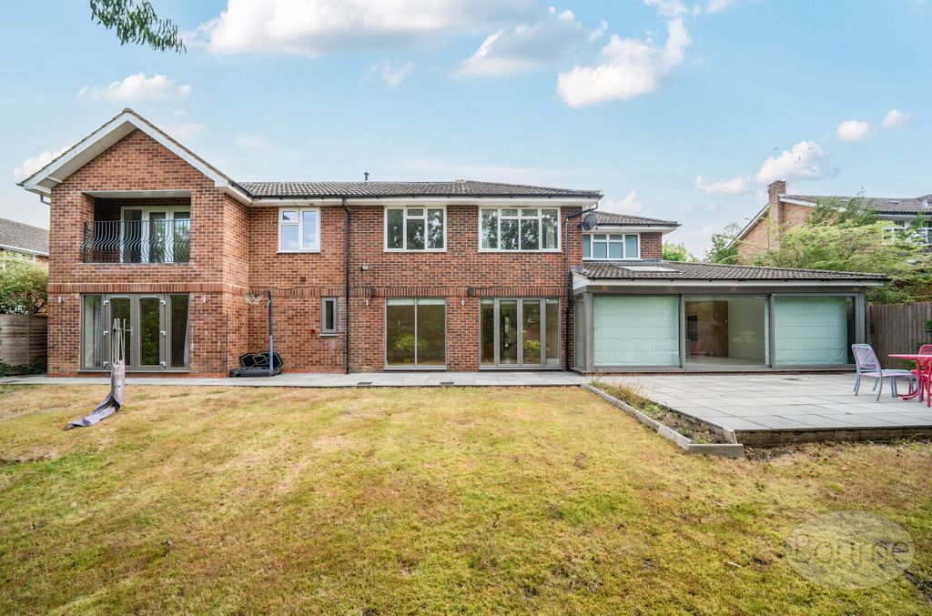 Property photo 3 of 10 6d565697-Daa0-4Ca...