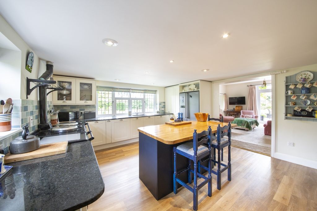 Property photo 2 of 15 Kf4377 - 70-1