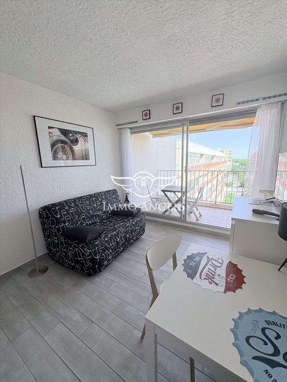 Property photo 1 of 8 Furnished Studio In Perfect Condition With Terrace Sea View