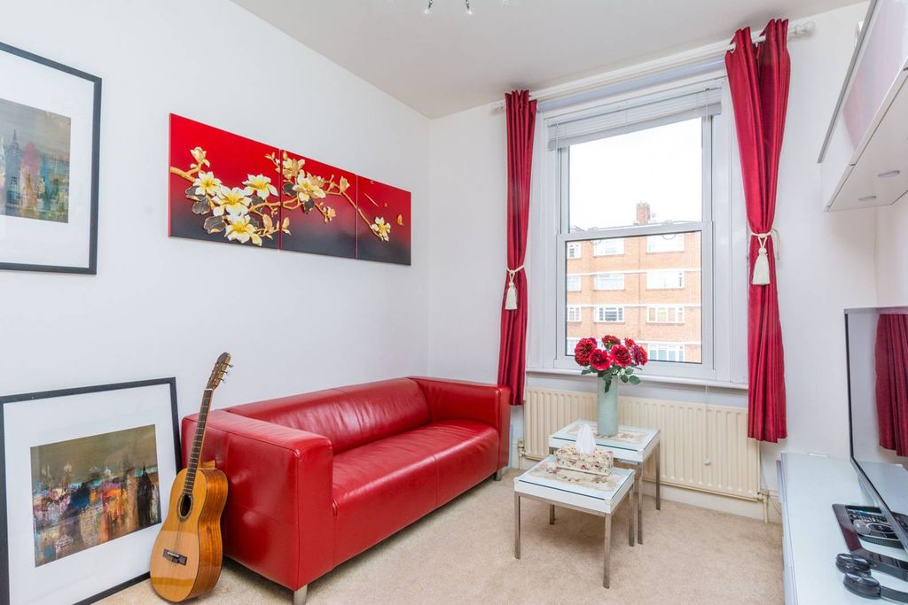 Property photo 1 of 6