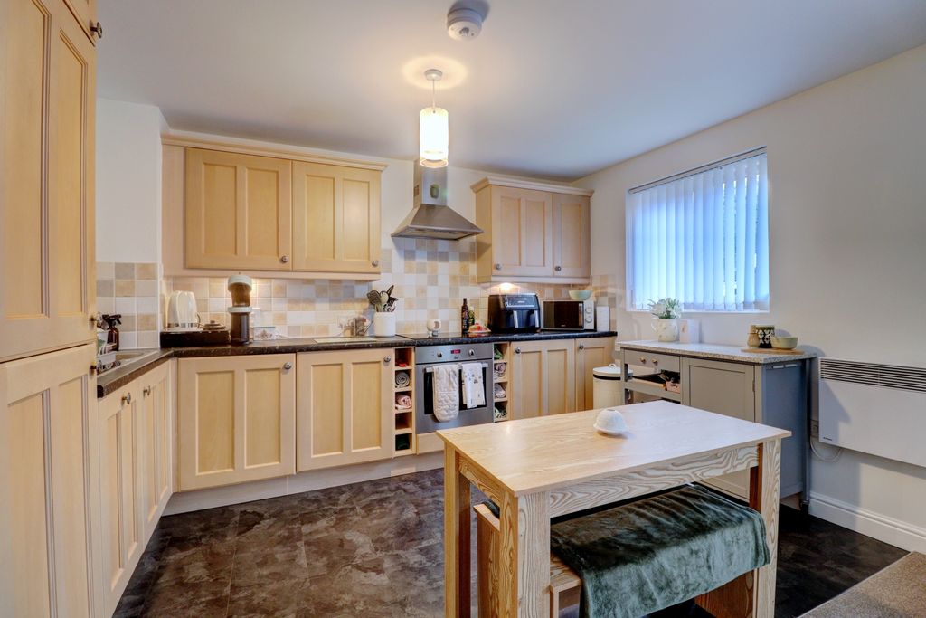 Property photo 2 of 10 Picture No. 07