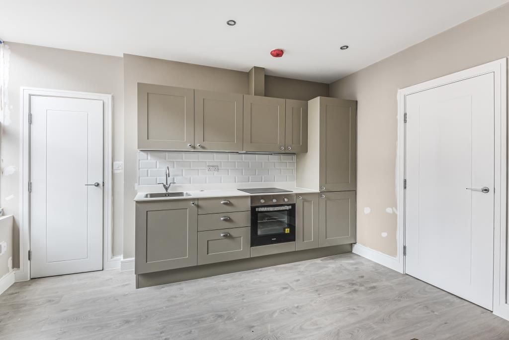 Property photo 1 of 5 Kitchen Shot