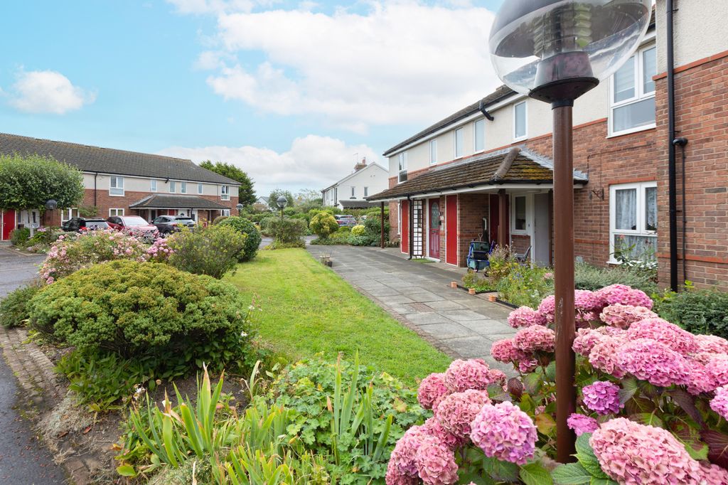 Additional image 13 of 2 bed flat for saleElsinore Close, Fleetwood FY7