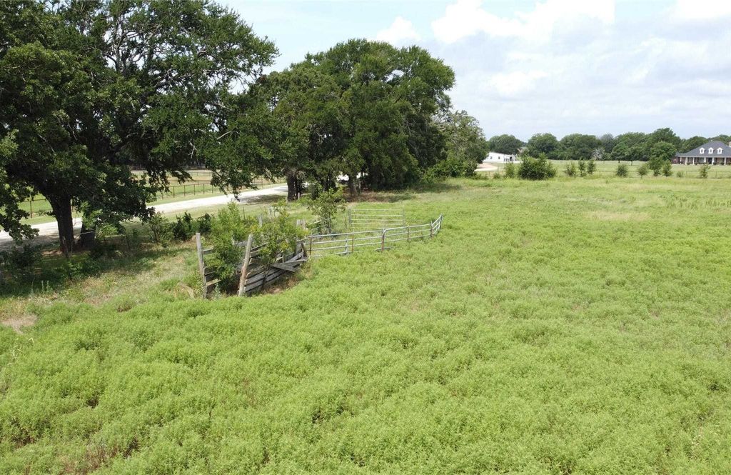 Property photo 2 of 17 <Alttext/>