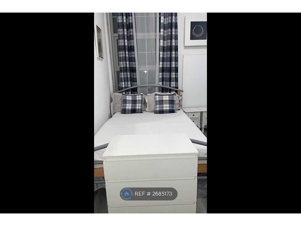 Property photo 1 of 2