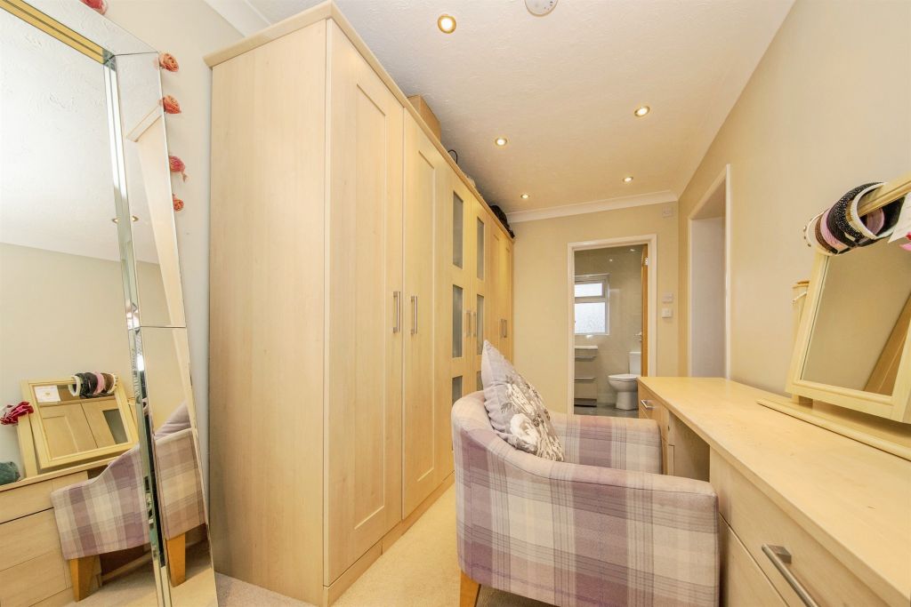 Additional image 12 of 5 bed semi-detached house for saleGordon Way, Harwich CO12