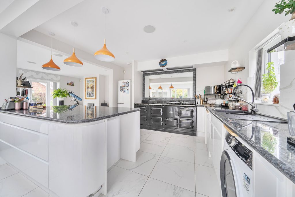 Property photo 3 of 23 Kitchen/ Reception Room
