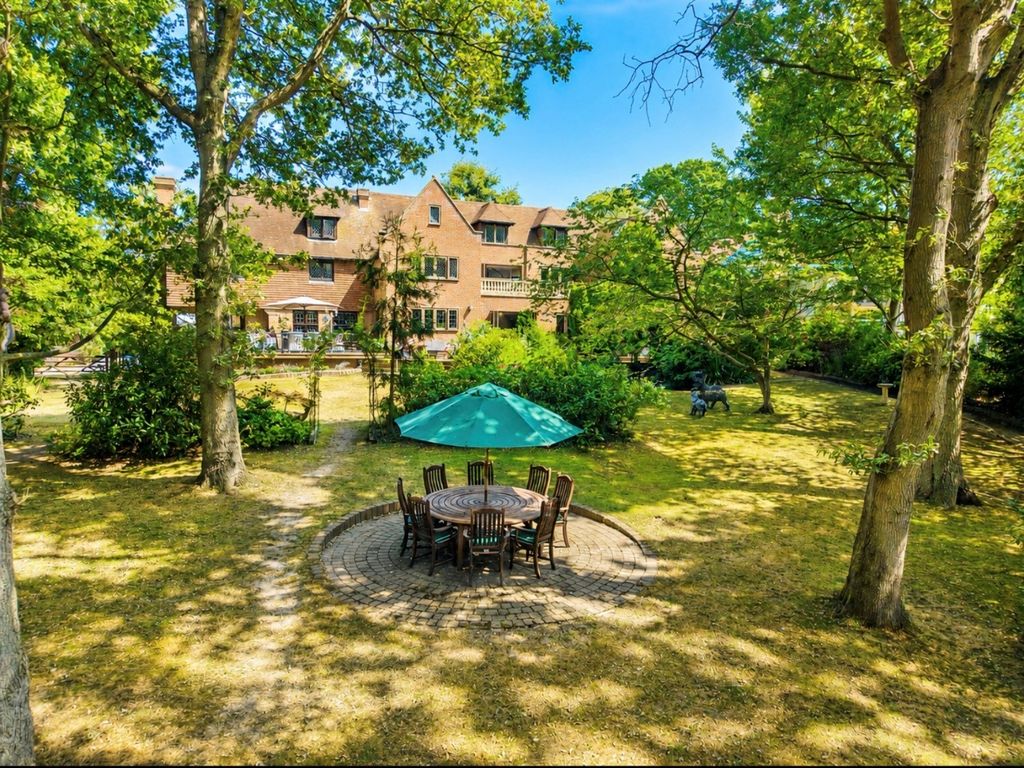 Property photo 1 of 73 5312620